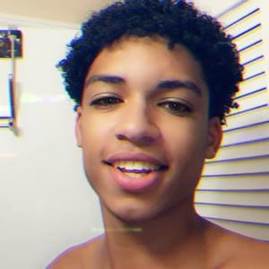 Meet your Posher, Xavier